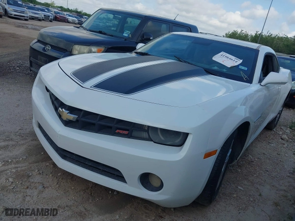 2011 Chevrolet Camaro 2LT with VIN 2G1FC1ED9B9206647, listed as a IAAI auction lot 41984614 with 1 mi miles. Bid and sale history available at carsss.com. Image 17.