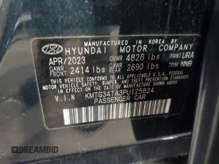 2023 Genesis G70 2.0T z VIN KMTG34TA3PU125824, wystawiony jako Copart lot #60723445 z przebiegiem Nie podano mil oraz Nie do naprawy • Non repairable. Historia ofert i sprzedaży dostępna na DreamBid. Obrazek 12.