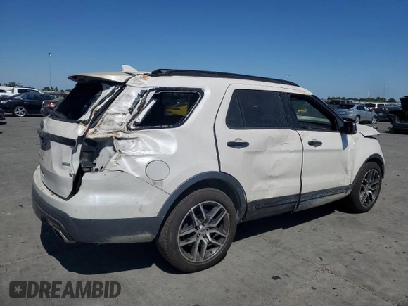 2016 Ford Explorer Sport z VIN 1FM5K8GT8GGC59587, wystawiony jako Copart lot #64338125 z przebiegiem 111 979 mil mil oraz Szkoda całkowita • Salvage title. Historia ofert i sprzedaży dostępna na DreamBid. Obrazek 3.