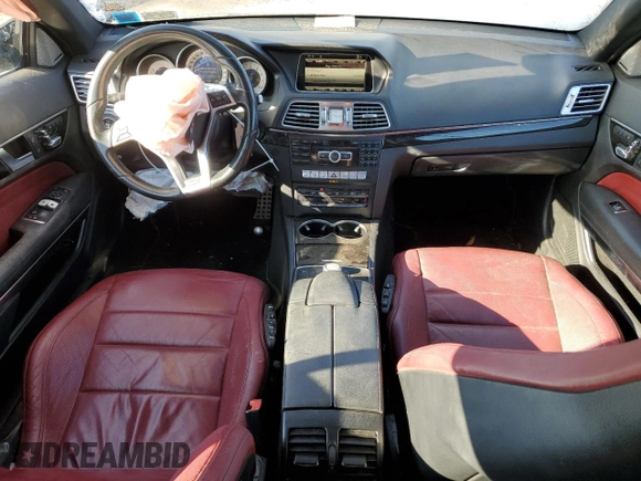 2014 Mercedes-Benz E 350 z VIN WDDKJ8JB3EF287168, wystawiony jako Copart lot #42331905 z przebiegiem 93 906 mil mil oraz Szkoda całkowita • Salvage title. Historia ofert i sprzedaży dostępna na DreamBid. Obrazek 8.