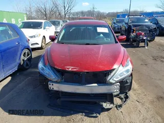 2018 Nissan Altima SV with VIN 1N4AL3AP7JC174100, listed as a IAAI auction lot 41617411 with 99,532 mi miles and . Bid and sale history available at carsss.com. Image 12.