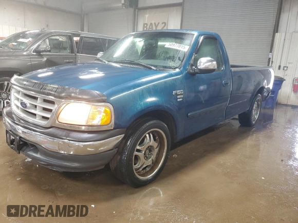 1999 Ford F-150 z VIN 1FTRF17W6XNB72620, wystawiony jako Copart lot #50977015 z przebiegiem Nie podano mil oraz Szkoda całkowita • Salvage title. Historia ofert i sprzedaży dostępna na DreamBid. Obrazek 1.