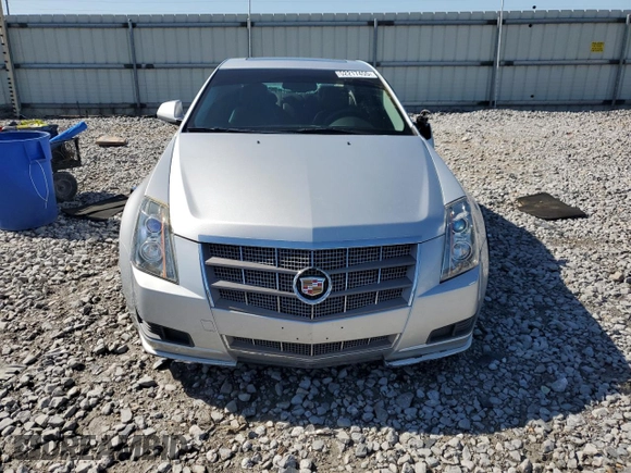 2010 Cadillac CTS Luxury z VIN 1G6DE5EG6A0118628, wystawiony jako Copart lot #52217455 z przebiegiem 138 733 mil mil oraz Szkoda całkowita • Salvage title. Historia ofert i sprzedaży dostępna na DreamBid. Obrazek 5.
