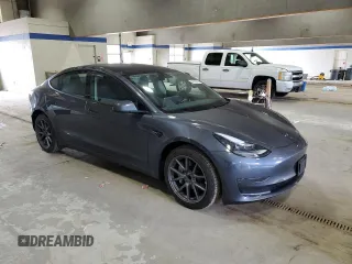 2023 Tesla Model 3 z VIN 5YJ3E1EA5PF658737, wystawiony jako Copart lot #56209345 z przebiegiem 10 226 mil mil oraz Szkoda całkowita • Salvage title. Historia ofert i sprzedaży dostępna na DreamBid. Obrazek 4.