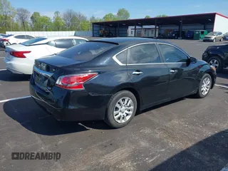 2014 Nissan Altima SL with VIN 1N4AL3AP3EN355012, listed as a IAAI auction lot 42020298 with 176,388 mi miles and . Bid and sale history available at DreamBid. Image 4.
