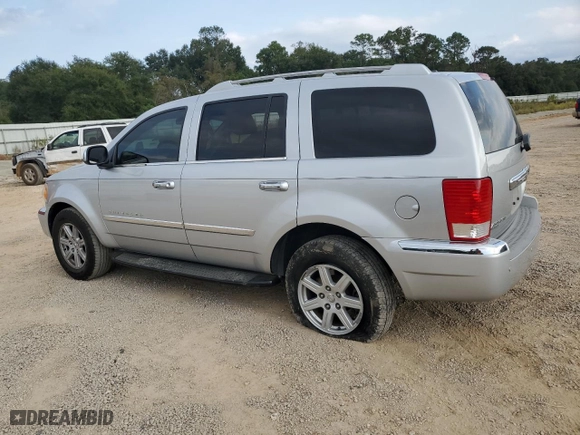 2007 Chrysler Aspen Limited with VIN 1A8HX58P07F522849, listed as a Copart auction lot 75929434 with 189,336 mi miles and Salvage Title. Bid and sale history available at carsss.com. Image 2.