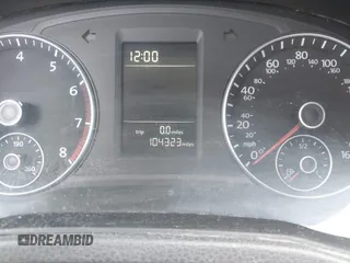 2015 Volkswagen Passat 1.8T Limited Edition with VIN 1VWAT7A3XFC061034, listed as a IAAI auction lot 41730463 with 104,323 mi miles. Bid and sale history available at carsss.com. Image 7.