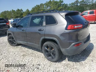 2018 Jeep Cherokee Latitude Tech Connect z VIN 1C4PJLCB8JD544024, wystawiony jako Copart lot #56214525 z przebiegiem 84 302 mil mil oraz Szkoda całkowita • Salvage title. Historia ofert i sprzedaży dostępna na DreamBid. Obrazek 2.