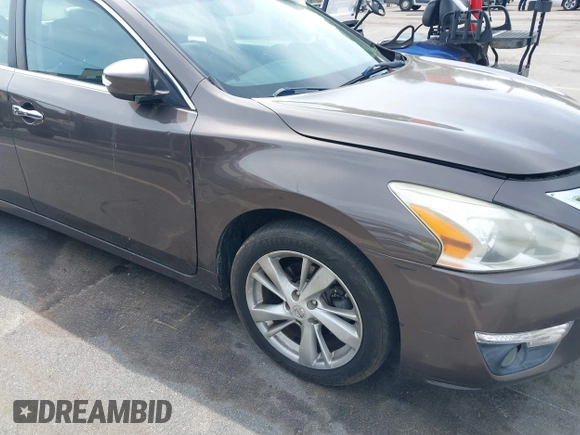 2014 Nissan Altima SV with VIN 1N4AL3APXEC134101, listed as a IAAI auction lot 42102731 with 178,791 mi miles and . Bid and sale history available at DreamBid. Image 12.
