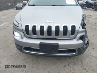 2017 Jeep Cherokee Limited with VIN 1C4PJLDB2HW517656, listed as a IAAI auction lot 41544650 with 143,309 mi miles. Bid and sale history available at carsss.com. Image 18.