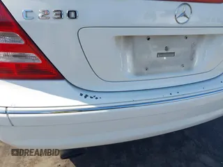 2005 Mercedes-Benz C 230 Kompressor with VIN WDBRF40J55F717891, listed as a IAAI auction lot 41988662 with 161,528 mi miles and . Bid and sale history available at DreamBid. Image 17.