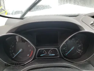 2014 Ford Escape S с VIN 1FMCU0F77EUE34658, выставлен на аукционе Copart как лот 80695654 с пробегом Не указан миль и Списание • Salvage title. История ставок и продаж доступна на DreamBid. Изображение 9.