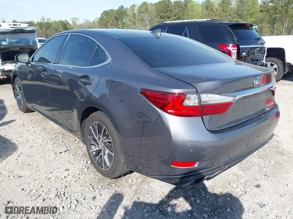 2016 Lexus ES 350 with VIN 58ABK1GG6GU006081, listed as a IAAI auction lot 41921222 with 198,668 mi miles. Bid and sale history available at carsss.com. Image 3.