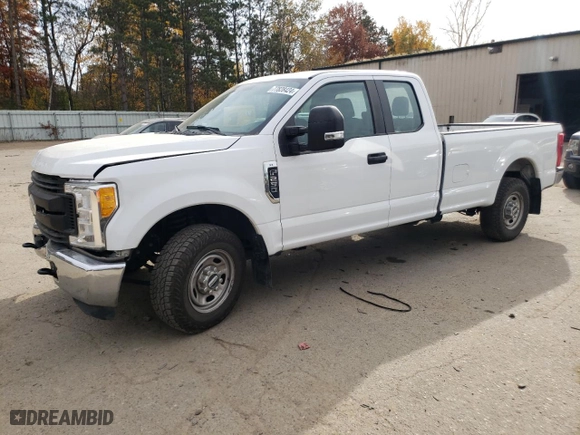 2017 Ford Super Duty F-250 SRW XLT with VIN 1FT7X2A60HEF21937, listed as a Copart auction lot 77828424 with 98,679 mi miles and Salvage Title. Bid and sale history available at carsss.com. Image 1.