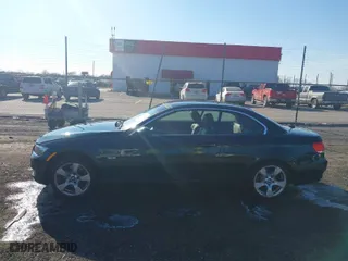 2008 BMW 3 Series 328i with VIN WBAWL13538PX18043, listed as a IAAI auction lot 41674323 with 122,787 mi miles. Bid and sale history available at carsss.com. Image 14.