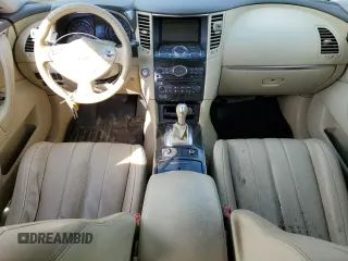 2017 Infiniti QX70 z VIN JN8CS1MU8HM142969, wystawiony jako Copart lot #50949945 z przebiegiem 99 664 mil mil oraz Szkoda całkowita • Salvage title. Historia ofert i sprzedaży dostępna na DreamBid. Obrazek 8.