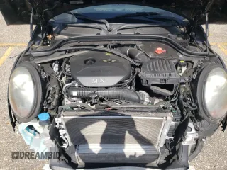 2016 MINI Hardtop 4 Door S with VIN WMWXU3C58G2B67264, listed as a Copart auction lot 61454215 with 66,550 mi miles and Salvage title. Bid and sale history available at DreamBid. Image 12.