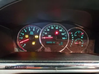 2007 Buick LaCrosse CXL with VIN 2G4WD582571244917, listed as a Copart auction lot 88259465 with 108,952 mi miles and Salvage Title. Bid and sale history available at carsss.com. Image 9.