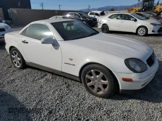 1998 Mercedes-Benz SLK-Class with VIN WDBKK47F1WF015342, listed as a Copart auction lot 77369564 with 192,528 mi miles and Clean Title. Bid and sale history available at carsss.com. Image 4.