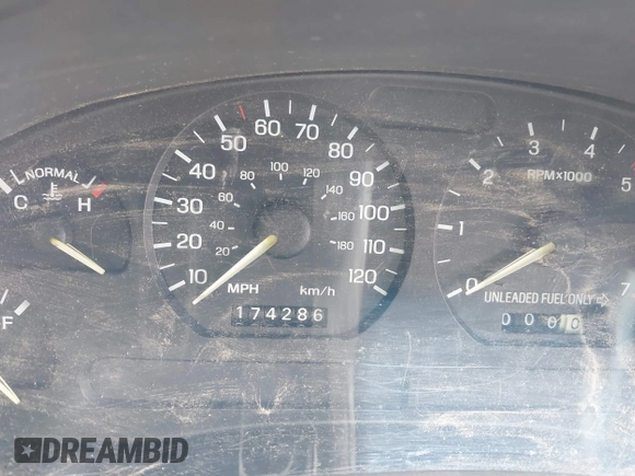 1994 Ford Mustang with VIN 1FALP4047RF138041, listed as a IAAI auction lot 42169796 with 174,286 mi miles and . Bid and sale history available at DreamBid. Image 7.