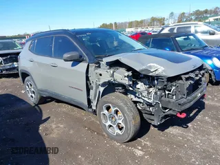 2022 Jeep Compass Trailhawk with VIN 3C4NJDDB4NT136213, listed as a IAAI auction lot 41689612 with 50,091 mi miles and . Bid and sale history available at DreamBid. Image 1.