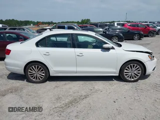 2013 Volkswagen Jetta TDI w/Premium/Nav с VIN 3VWLL7AJ2DM203802, выставлен на аукционе IAAI как лот 42311963 с пробегом 136 099 миль миль и . История ставок и продаж доступна на DreamBid. Изображение 14.