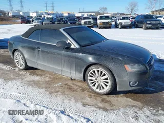 2010 Audi A5 2.0T Premium Plus with VIN WAUJFAFH0AN012723, listed as a IAAI auction lot 41417663 with 121,942 mi miles. Bid and sale history available at carsss.com. Image 1.