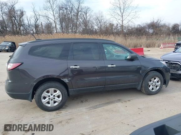 2017 Chevrolet Traverse LS z VIN 1GNKVFKD4HJ142765, wystawiony jako IAAI lot #41630040 z przebiegiem 82 986 mil mil oraz . Historia ofert i sprzedaży dostępna na DreamBid. Obrazek 13.