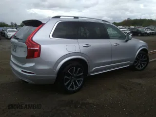 2017 Volvo XC90 Momentum z VIN YV4A22PK3H1109976, wystawiony jako Copart lot #56846725 z przebiegiem 129 619 mil mil oraz Czysty tytuł • Clean title. Historia ofert i sprzedaży dostępna na DreamBid. Obrazek 3.