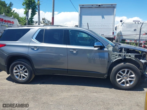 2019 Chevrolet Traverse LT Cloth with VIN 1GNEVGKW5KJ154242, listed as a IAAI auction lot 39713013 with 60,444 mi miles. Bid and sale history available at carsss.com. Image 14.