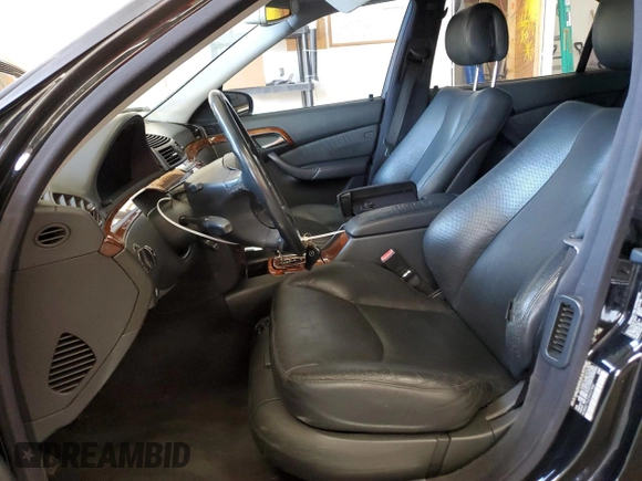 2005 Mercedes-Benz S-Class 5.0L with VIN WDBNG75J25A437882, listed as a Copart auction lot 49457875 with 113,543 mi miles and Salvage Title. Bid and sale history available at carsss.com. Image 7.