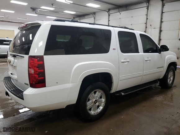 2011 Chevrolet Suburban LT with VIN 1GNSKJE33BR297850, listed as a Copart auction lot 44743335 with NaN miles and Clean Title. Bid and sale history available at carsss.com. Image 3.
