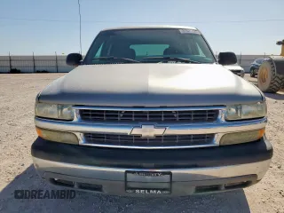 2002 Chevrolet Tahoe LS with VIN 1GNEC13T02R130570, listed as a Copart auction lot 61617185 with 166,467 mi miles and Clean title. Bid and sale history available at DreamBid. Image 5.
