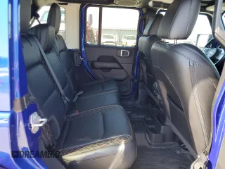 2020 Jeep Wrangler Unlimited Sahara Altitude z VIN 1C4HJXEG0LW324758, wystawiony jako Copart lot #74477894 z przebiegiem 38 291 mil mil oraz Szkoda całkowita • Salvage title. Historia ofert i sprzedaży dostępna na DreamBid. Obrazek 11.