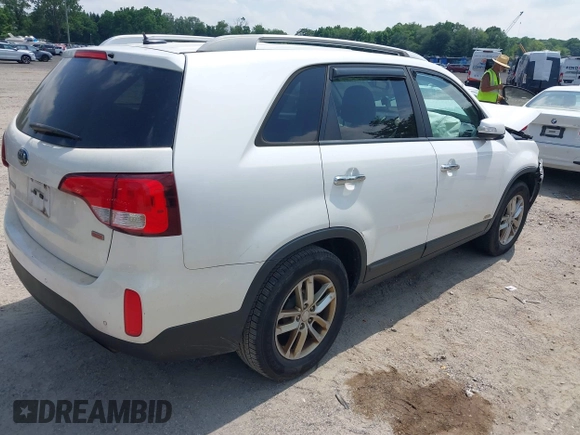 2015 Kia Sorento LX with VIN 5XYKTCA66FG646604, listed as a IAAI auction lot 42534914 with 219,529 mi miles and . Bid and sale history available at DreamBid. Image 4.