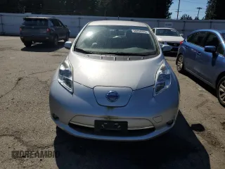 2011 Nissan LEAF SL-e z VIN JN1AZ0CP6BT001595, wystawiony jako Copart lot #58859325 z przebiegiem 38 452 mil mil oraz Czysty tytuł • Clean title. Historia ofert i sprzedaży dostępna na DreamBid. Obrazek 5.