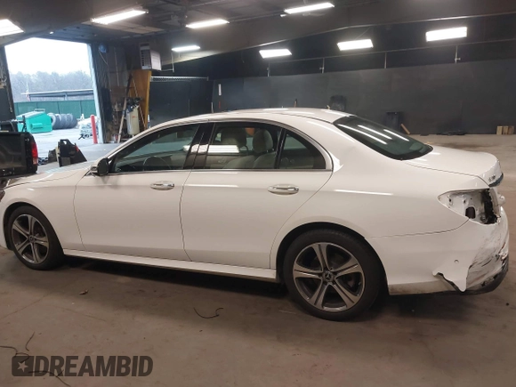 2019 Mercedes-Benz E 300 z VIN WDDZF4KB0KA595852, wystawiony jako IAAI lot #42060124 z przebiegiem 106 084 mil mil oraz . Historia ofert i sprzedaży dostępna na DreamBid. Obrazek 14.