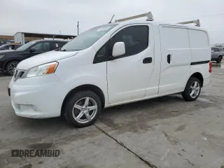 2017 Nissan NV200 SV z VIN 3N6CM0KN2HK690491, wystawiony jako Copart lot #44757985 z przebiegiem 151 638 mil mil oraz Szkoda całkowita • Salvage title. Historia ofert i sprzedaży dostępna na DreamBid. Obrazek 1.