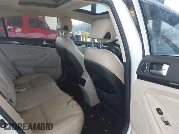 2014 Kia Cadenza Premium with VIN KNALN4D74E5138497, listed as a IAAI auction lot 41678439 with 155,194 mi miles. Bid and sale history available at carsss.com. Image 8.