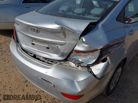 2016 Hyundai Accent SE z VIN KMHCT4AE9GU973351, wystawiony jako IAAI lot #42281546 z przebiegiem 111 130 mil mil oraz . Historia ofert i sprzedaży dostępna na DreamBid. Obrazek 6.