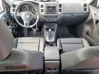 2017 Volkswagen Tiguan Wolfsburg Edition z VIN WVGRV7AX8HK002118, wystawiony jako Copart lot #62604155 z przebiegiem 48 242 mil mil oraz Szkoda całkowita • Salvage title. Historia ofert i sprzedaży dostępna na DreamBid. Obrazek 8.