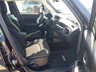 2020 Jeep Renegade Latitude with VIN ZACNJABB9LPL42260, listed as a IAAI auction lot 41732375 with 57,485 mi miles and . Bid and sale history available at DreamBid. Image 5.