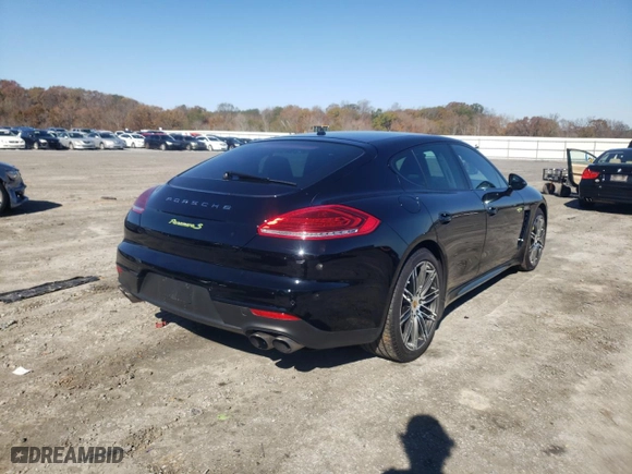 2016 Porsche Panamera S Hybrid with VIN WP0AD2A75GL040227, listed as a Copart auction lot 60998272 with 45,228 mi miles. Bid and sale history available at carsss.com. Image 4.