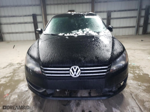 2014 Volkswagen Passat Wolfsburg Ed with VIN 1VWAS7A37EC027599, listed as a Copart auction lot 45901095 with 146,224 mi miles and Clean Title. Bid and sale history available at carsss.com. Image 5.
