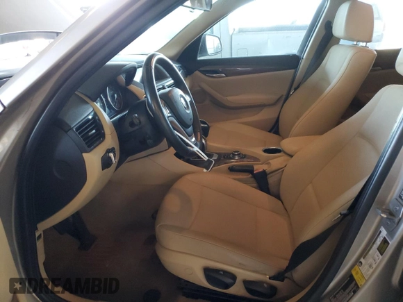 2013 BMW X1 28i with VIN WBAVM1C53DVW42208, listed as a Copart auction lot 47600085 with 230,984 mi miles and Clean Title. Bid and sale history available at carsss.com. Image 7.