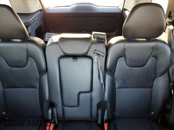 2016 Volvo XC90 Momentum with VIN YV4102XK4G1081934, listed as a Copart auction lot 82161364 with 74,450 mi miles and Salvage Title. Bid and sale history available at carsss.com. Image 10.