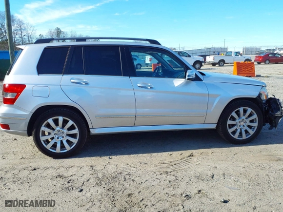 2012 Mercedes-Benz GLK-Class GLK 350 with VIN WDCGG8HB7CF740994, listed as a IAAI auction lot 41640548 with 97,332 mi miles. Bid and sale history available at carsss.com. Image 13.
