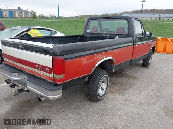 1994 Ford F-150 with VIN 1FTDF15Y7RLA23419, listed as a IAAI auction lot 41996716 with 199,625 mi miles and . Bid and sale history available at DreamBid. Image 4.