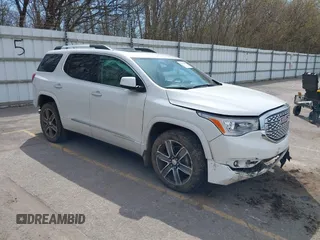 2017 GMC Acadia Denali z VIN 1GKKNXLS8HZ325734, wystawiony jako IAAI lot #42097488 z przebiegiem 96 612 mil mil oraz . Historia ofert i sprzedaży dostępna na DreamBid. Obrazek 1.