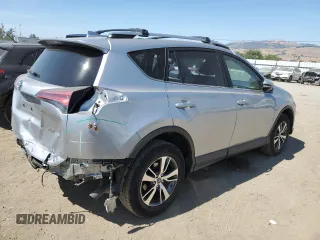 2018 Toyota RAV4 XLE с VIN JTMWFREV5JJ161845, выставлен на аукционе Copart как лот 60572965 с пробегом 85 045 миль миль и Списание • Salvage title. История ставок и продаж доступна на DreamBid. Изображение 3.